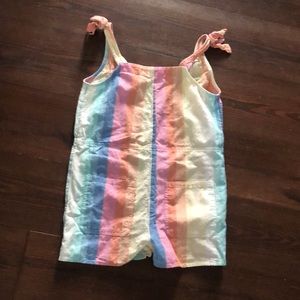 Billabong size juniors  L  fits small